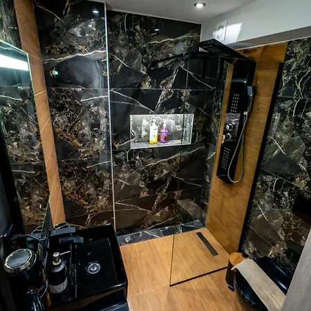 S&j Luxury Holiday home
