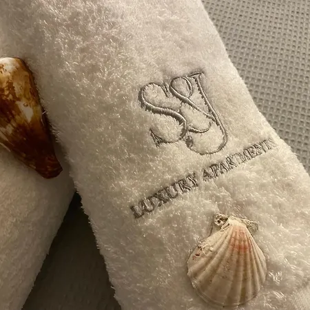 S&j Luxury